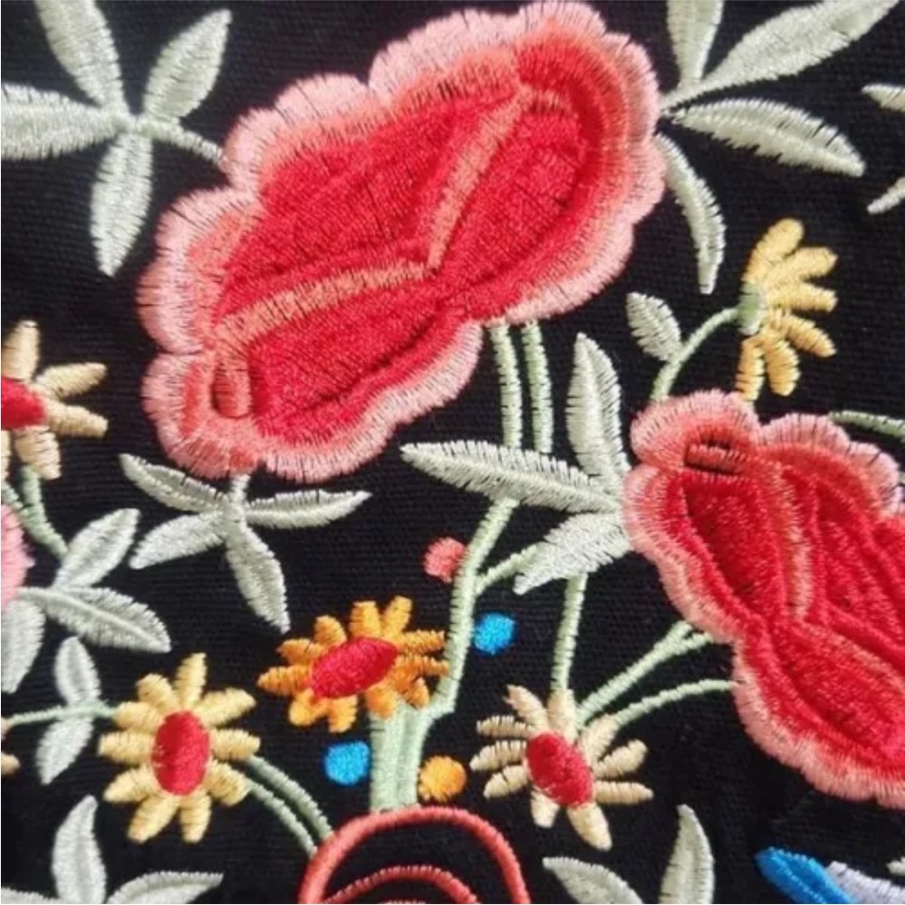 Zara Floral Embroidered Textured Knit Y2K Cottagecore Mini Skirt Size M - Picture 6 of 9